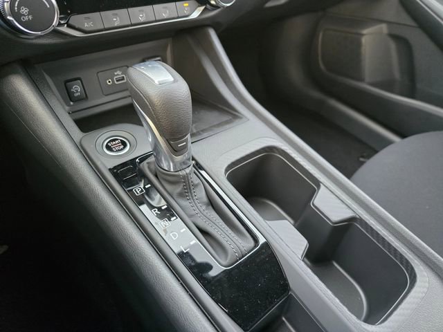 Used 2025 Nissan Sentra S image 30
