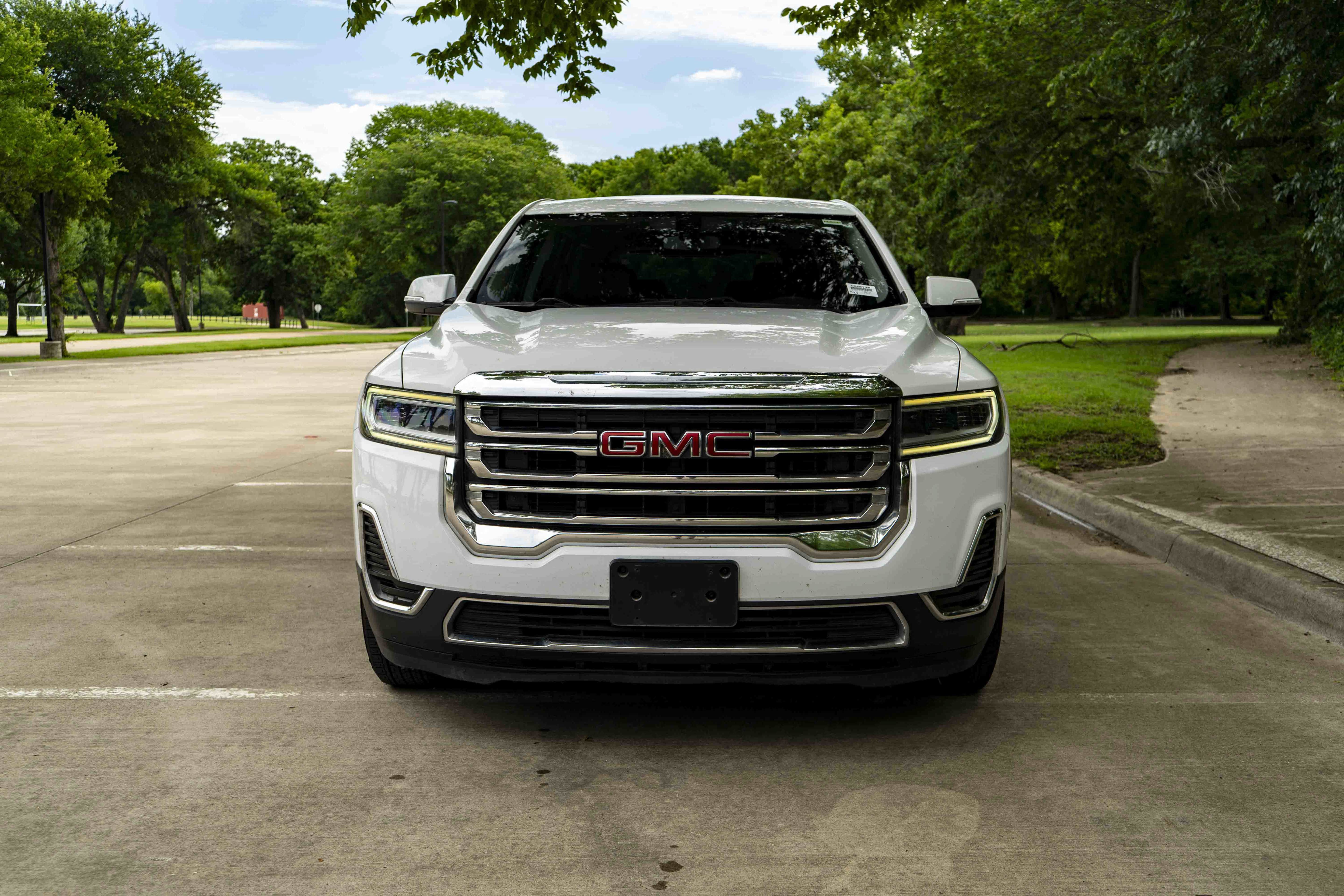 Used 2021 GMC Acadia SLE FWD image 3