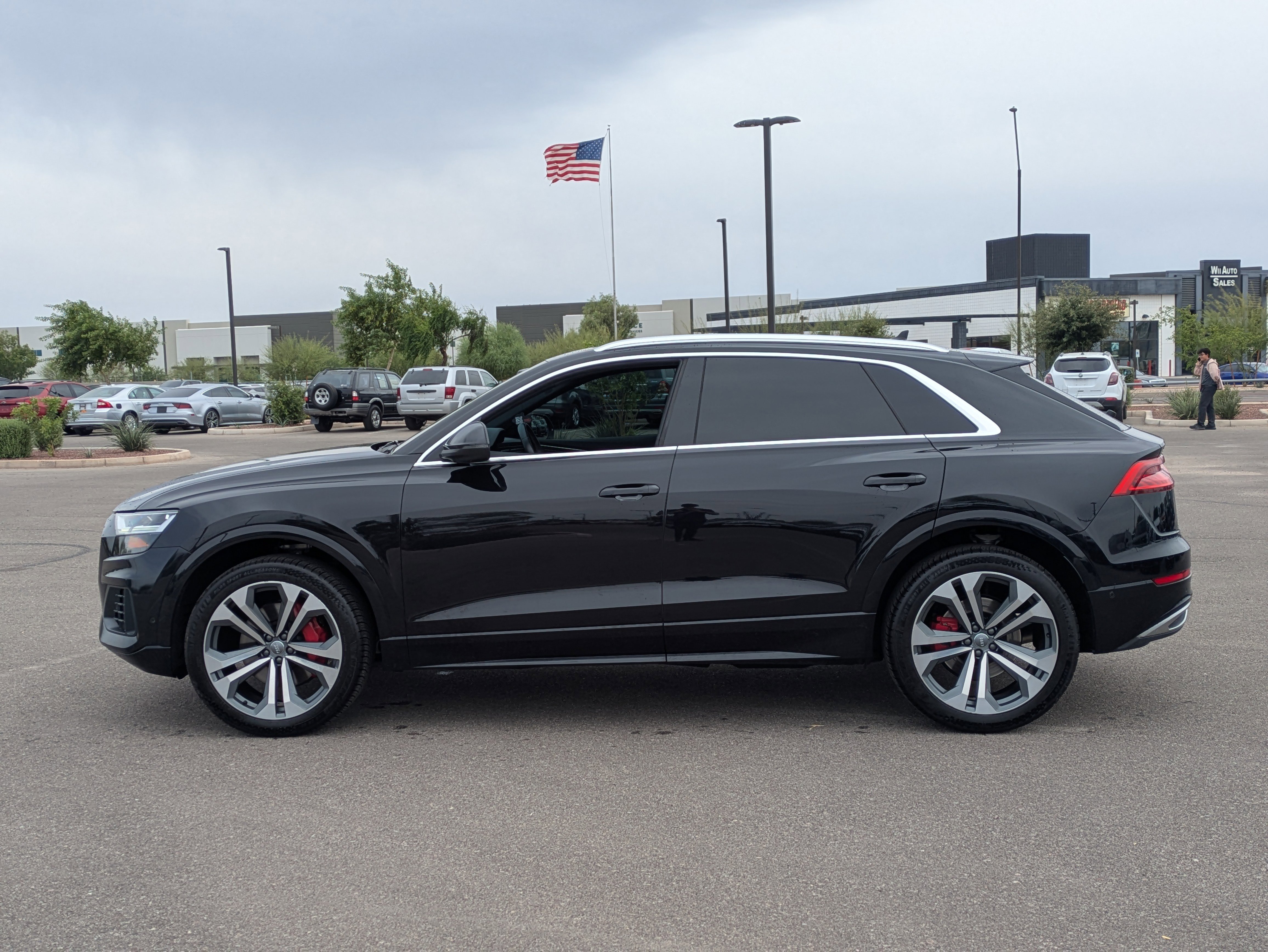 Used 2019 Audi Q8 Premium Plus AWD/4WD image 2