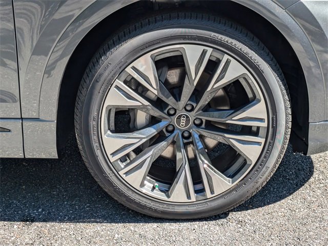 New 2026 Audi Q8 Prestige image 9