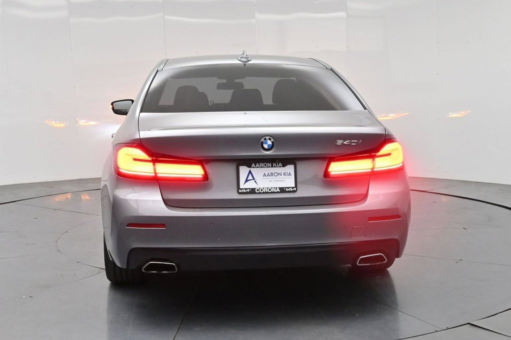 Used 2023 BMW 540i w/ Convenience Package RWD image 8