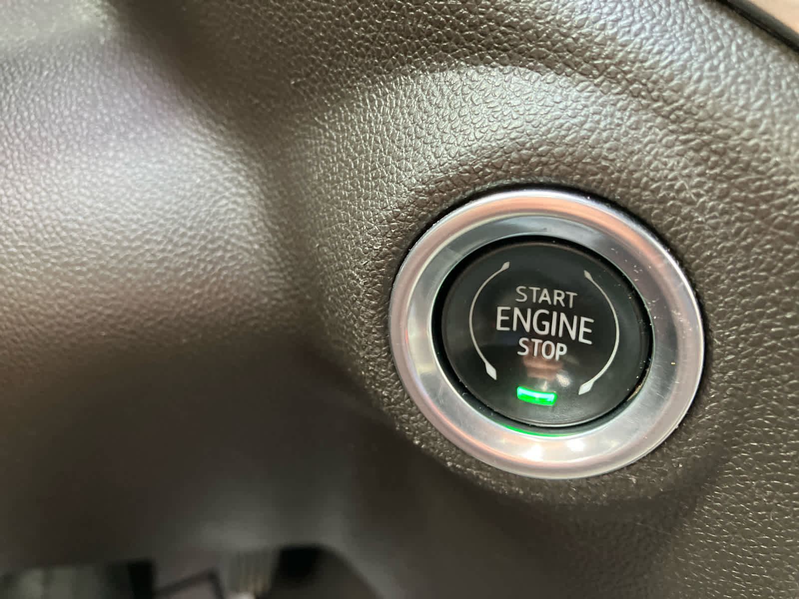 Used 2020 Chevrolet Silverado 1500 LTZ w/ LTZ Plus Package image 31