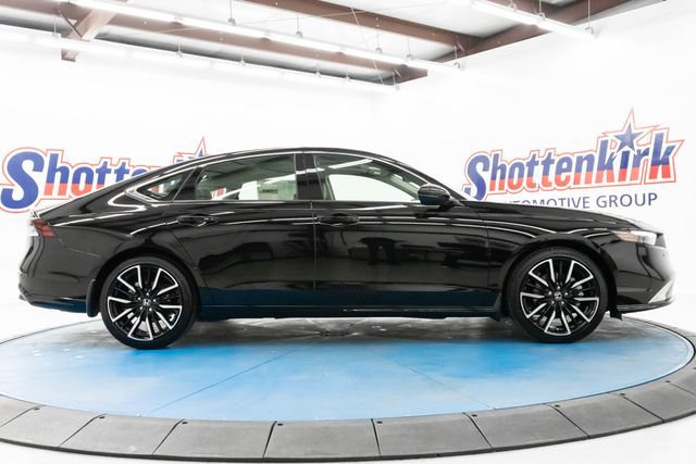 New 2026 Honda Accord Touring image 12