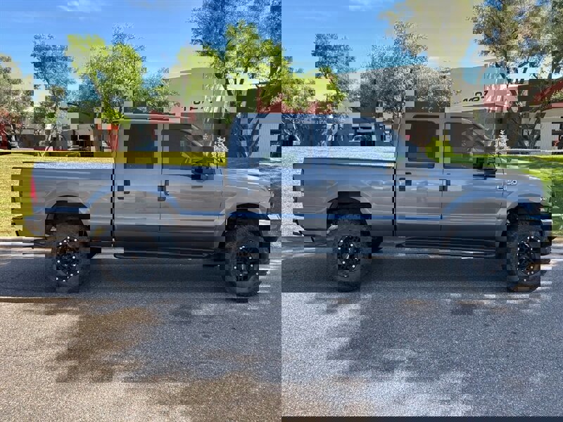 Used 2003 Ford F350 Lariat image 8