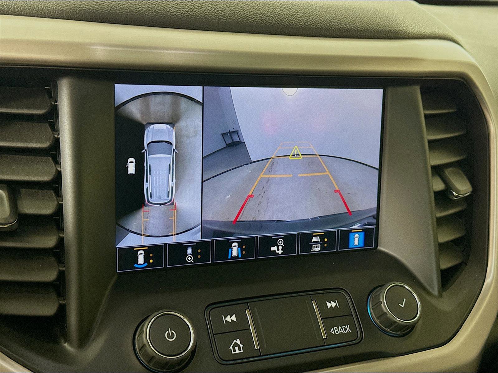 Used 2021 GMC Acadia Denali w/ GMC Pro Grade Package image 6