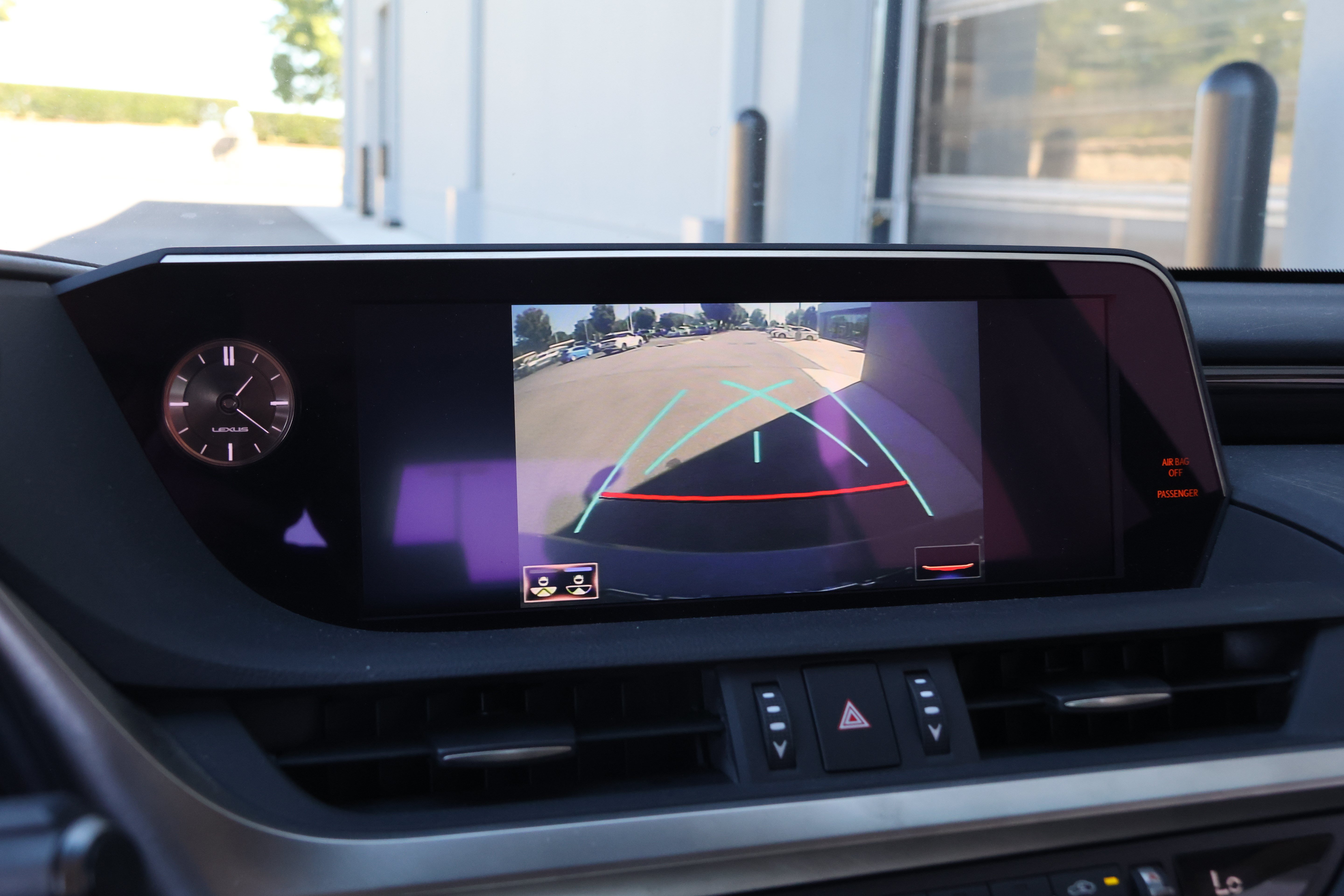 Used 2020 Lexus ES 300h w/ Premium Package FWD image 19
