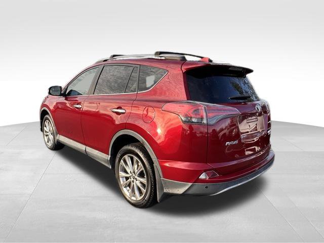 Used 2018 Toyota RAV4 Limited w/ Advanced Technology Package AWD/4WD image 5