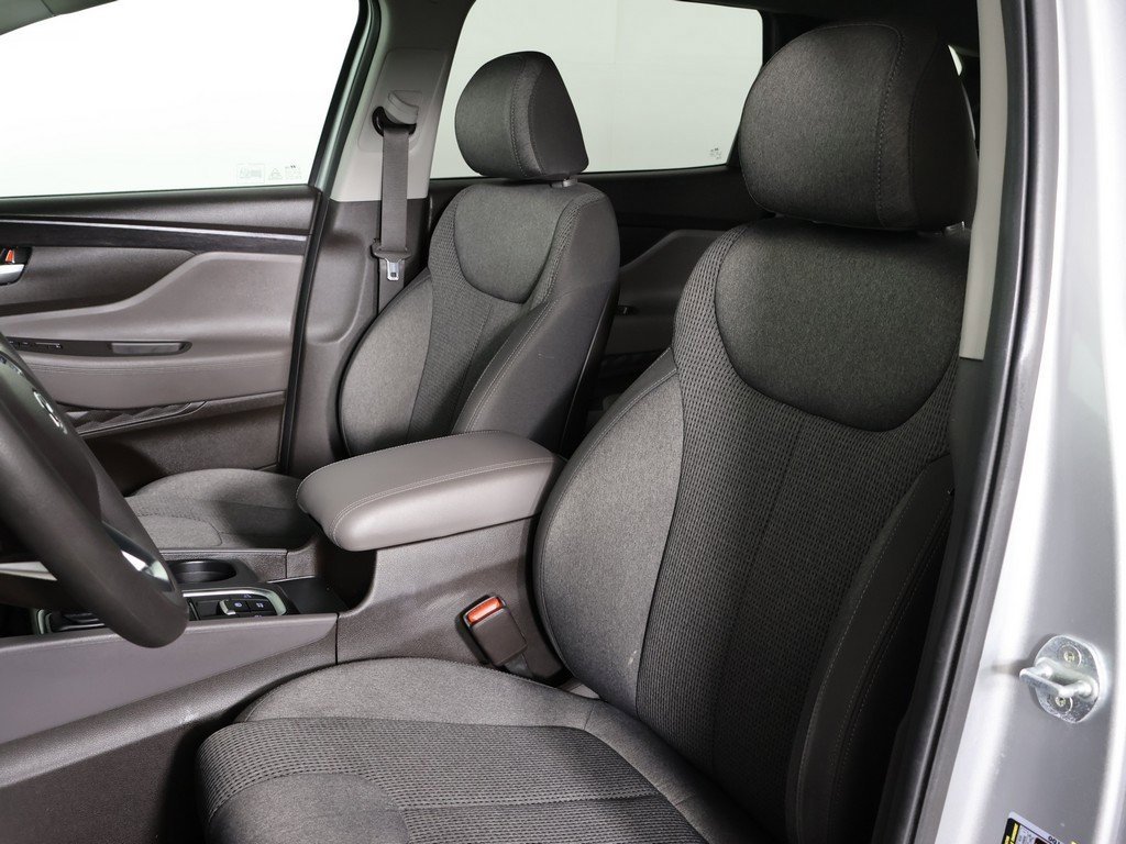 Used 2020 Hyundai Santa Fe SE image 23