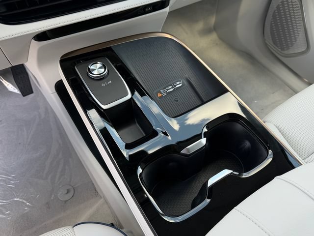 New 2026 Buick Enclave Avenir w/ Super Cruise Package FWD image 22