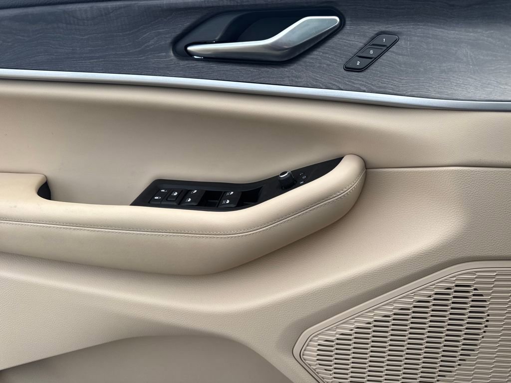 Used 2023 Jeep Grand Cherokee L Limited image 26