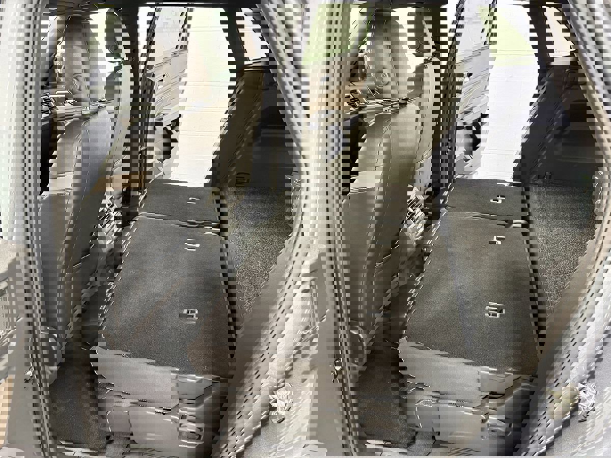 Used 2021 Volkswagen Atlas Cross Sport SEL Premium image 15