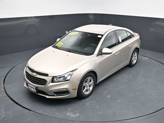Used 2016 Chevrolet Cruze LT image 44