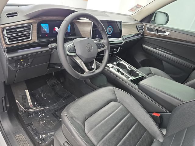 Certified 2024 Volkswagen Atlas SEL AWD/4WD image 17