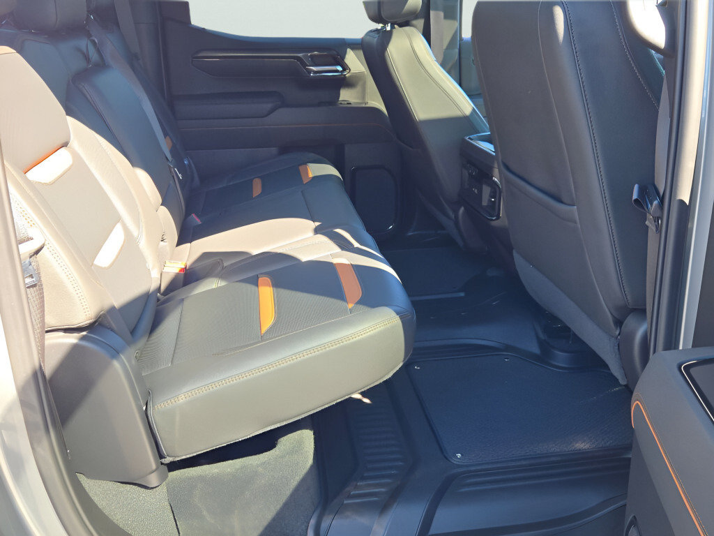 Certified 2025 GMC Sierra 1500 AT4 w/ AT4 Premium Package AWD/4WD image 11
