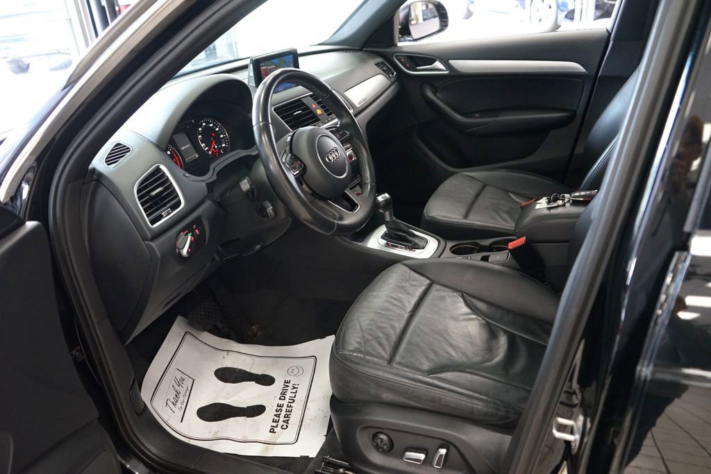 Used 2016 Audi Q3 2.0T Premium Plus w/ Technology Package image 25