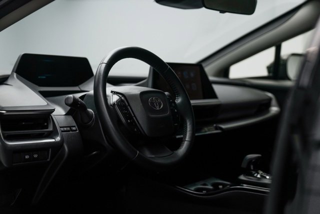 Used 2024 Toyota Prius LE image 10