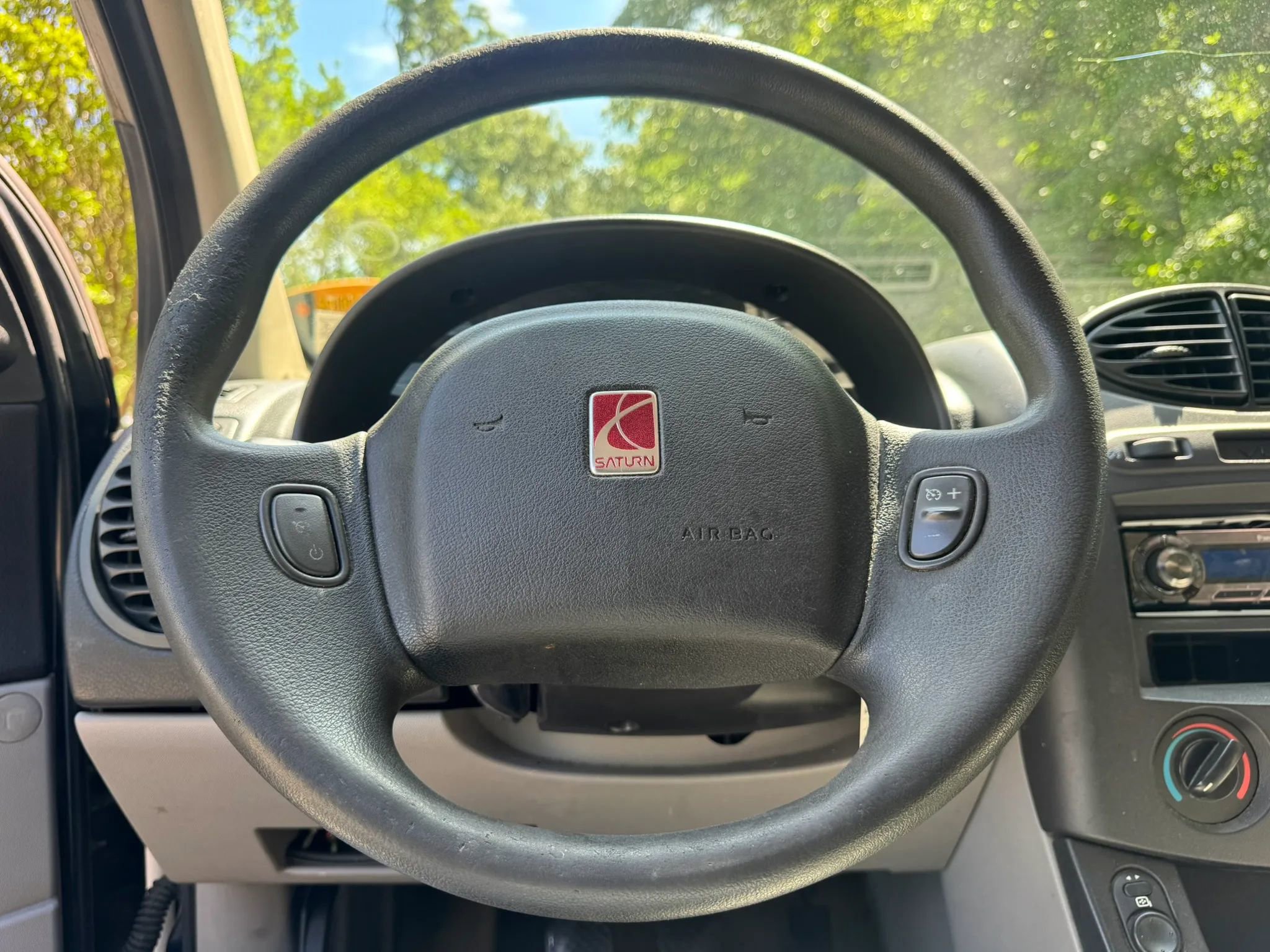 Used 2004 Saturn Vue 2WD w/ PWR Pkg image 11