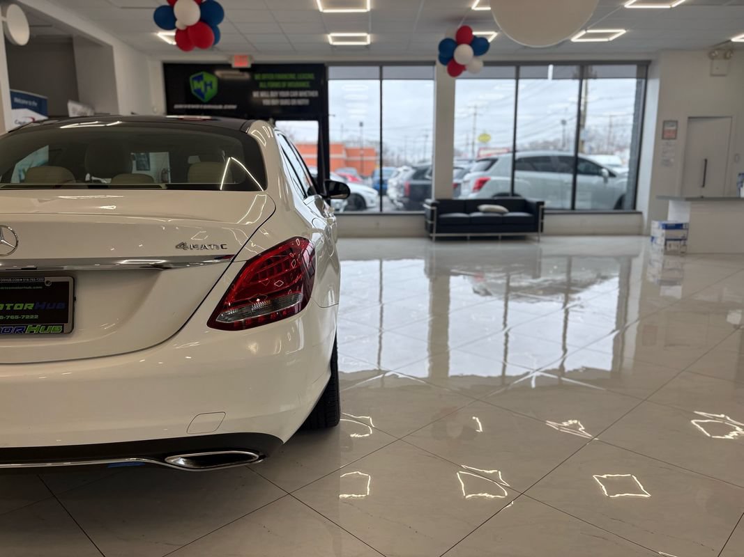 Used 2016 Mercedes-Benz C 300 4MATIC Sedan image 14