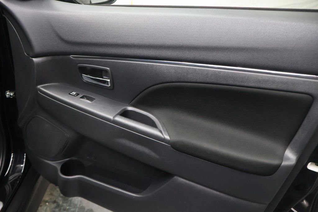 Used 2024 Mitsubishi Outlander Sport AWD image 11