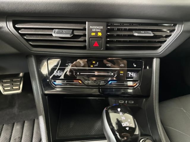 Used 2025 Volkswagen Jetta Sport image 23