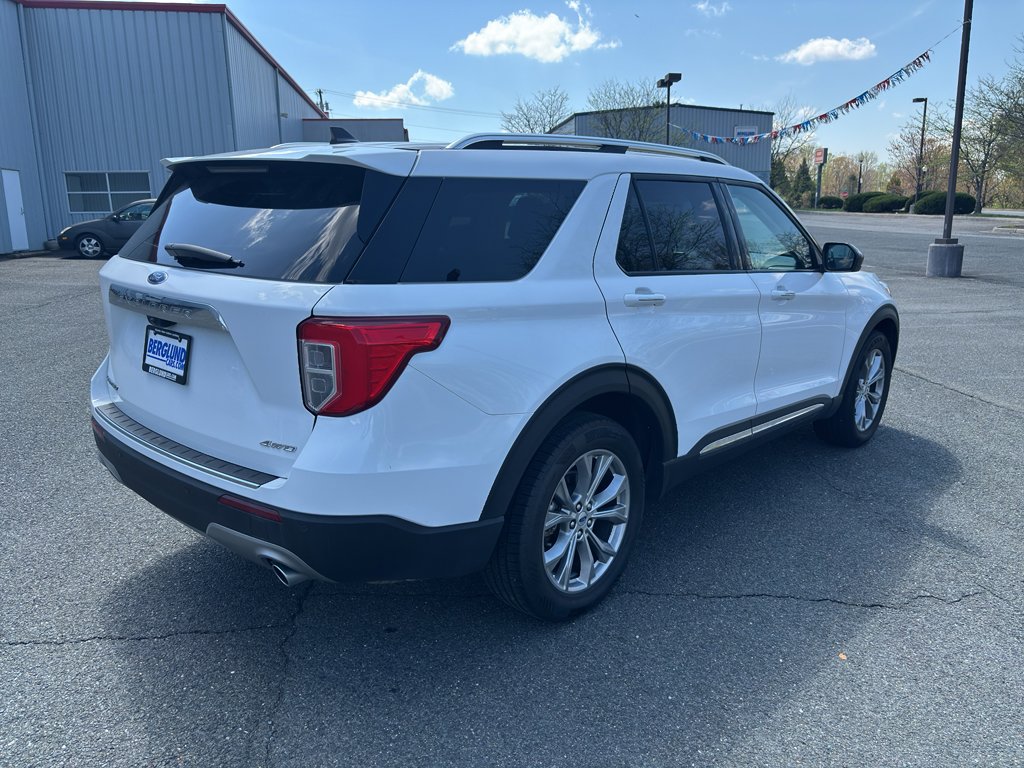 Used 2023 Ford Explorer Limited image 5