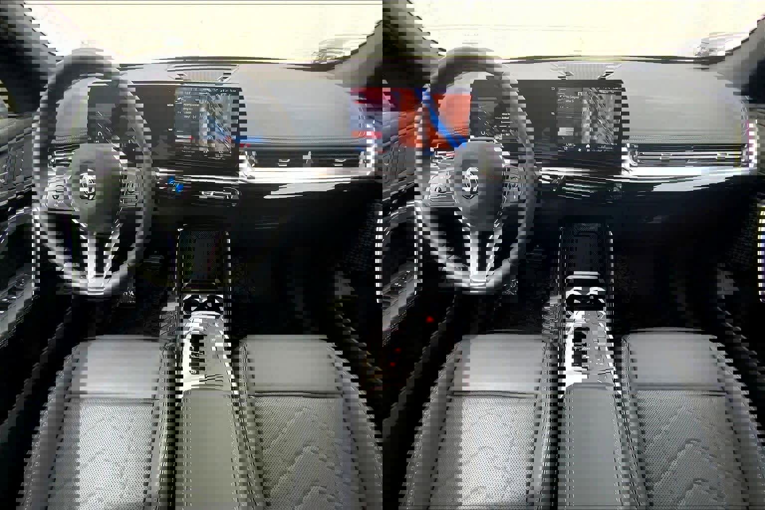 Used 2025 BMW X1 xDrive28i w/ Convenience Package image 11