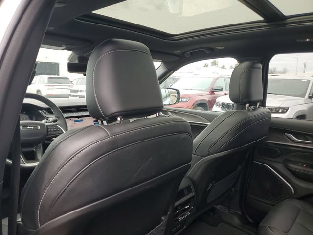 New 2026 Jeep Grand Cherokee Limited AWD/4WD image 11