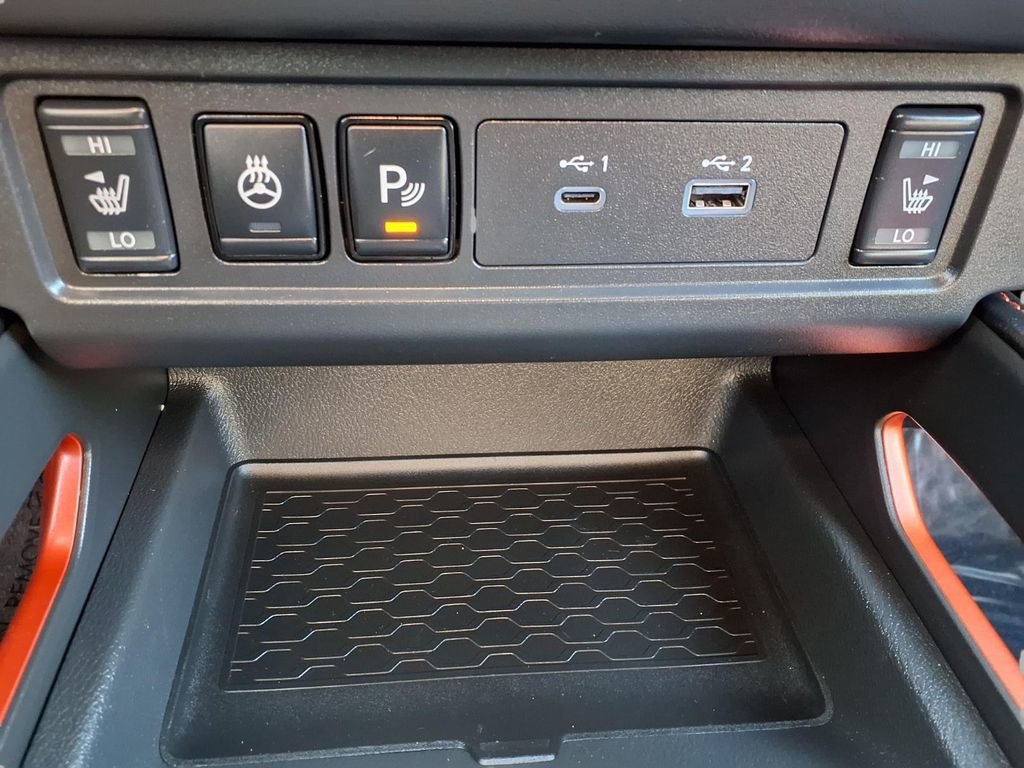 Certified 2024 Nissan Frontier PRO-4X w/ Pro Convenience Package image 11