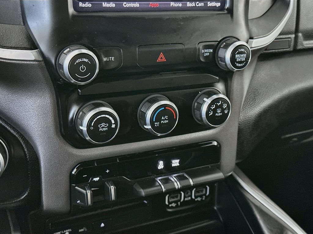 Used 2019 RAM 1500 Big Horn RWD image 18