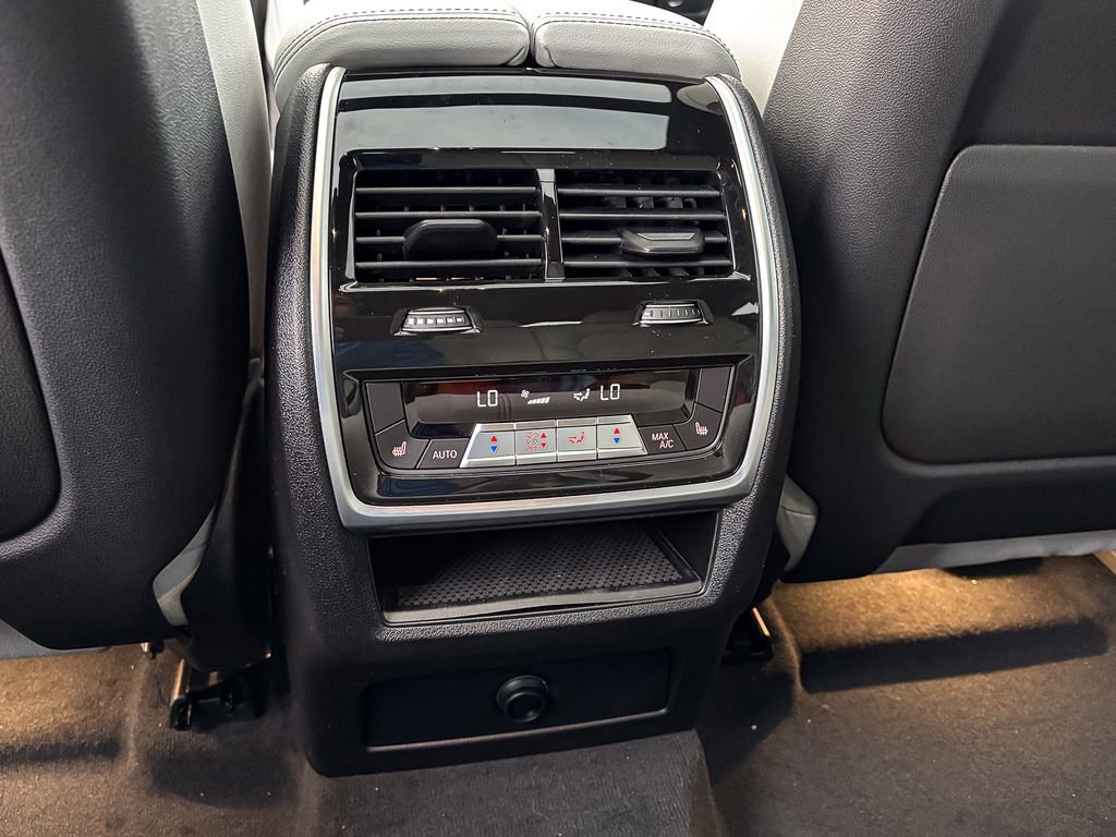 New 2026 BMW X6 M60i image 33