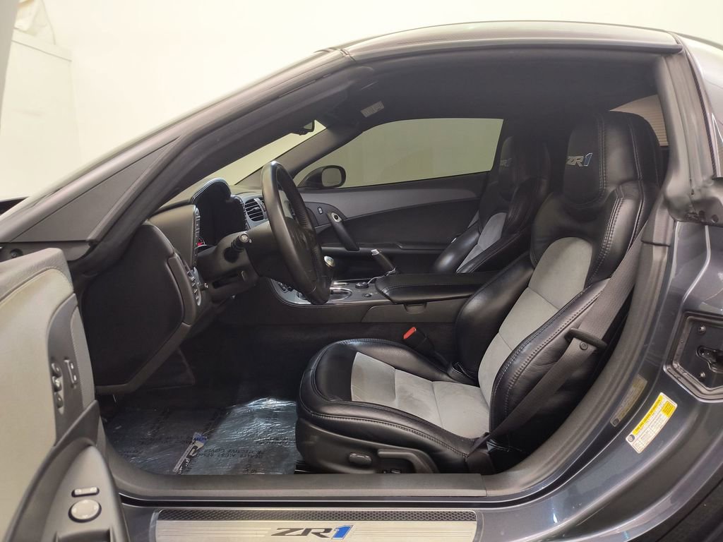 Used 2009 Chevrolet Corvette ZR1 w/ Preferred Equipment Group image 4