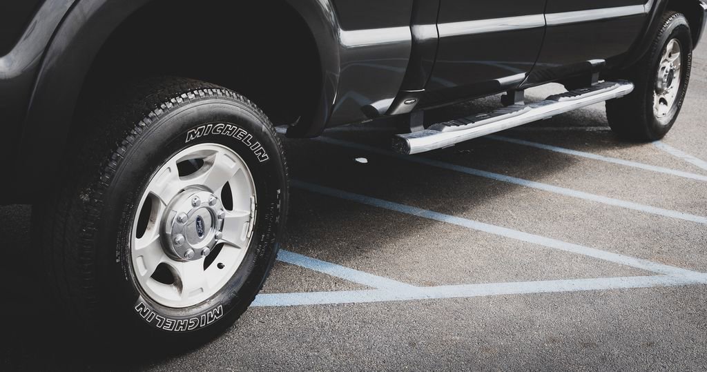 Used 2015 Ford F250 XLT w/ XLT Value Package image 12