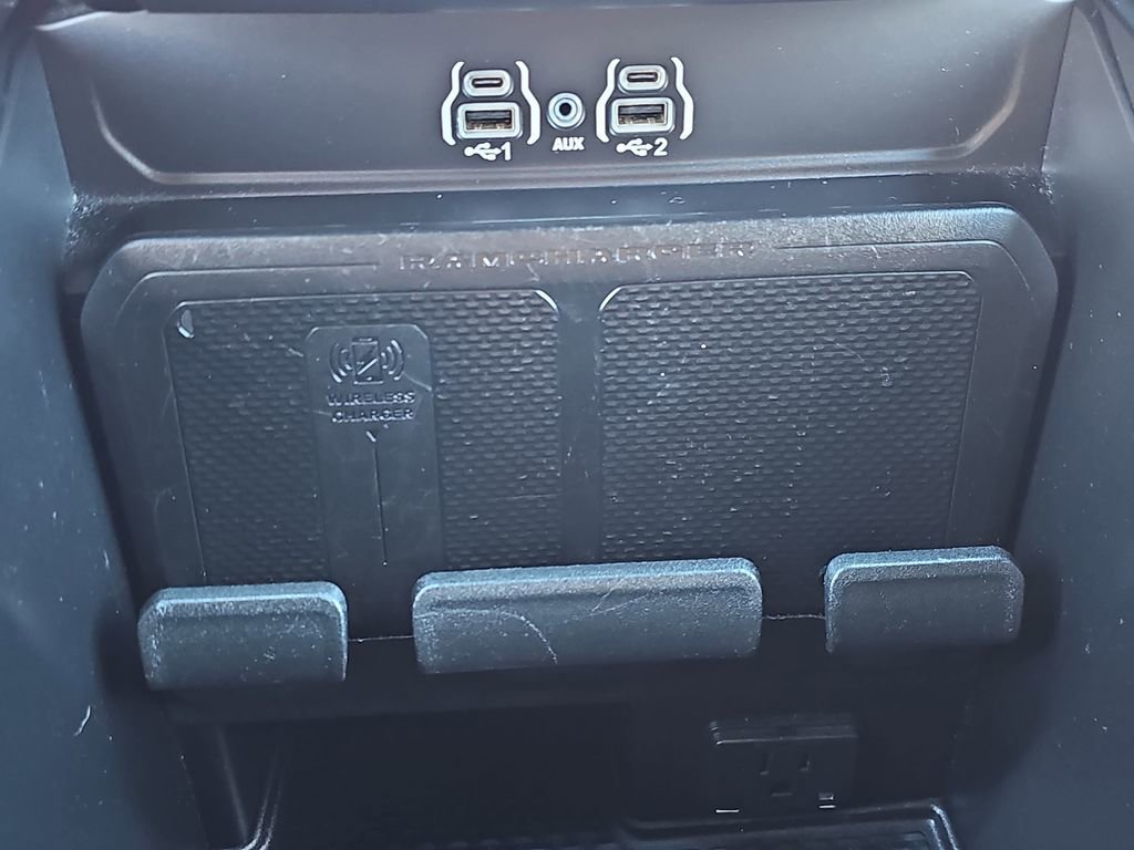 Used 2025 RAM 1500 Big Horn image 25