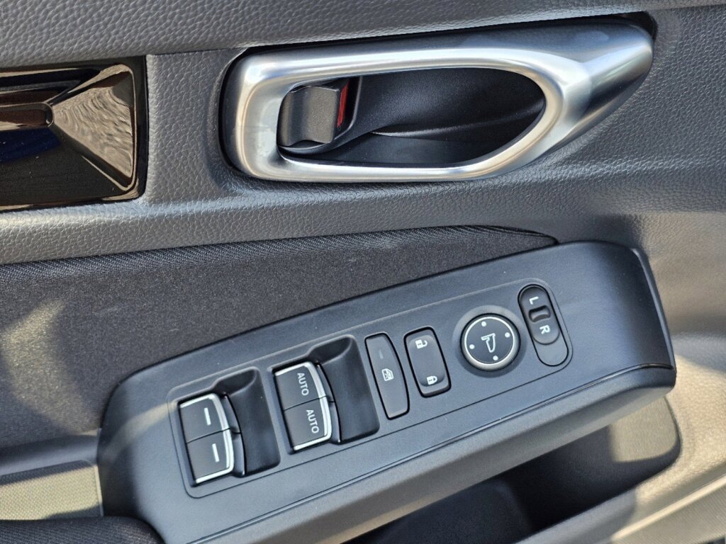 Used 2025 Honda Civic Sport image 20