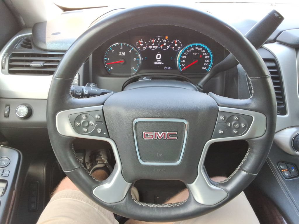 Used 2017 GMC Yukon XL SLT RWD image 26