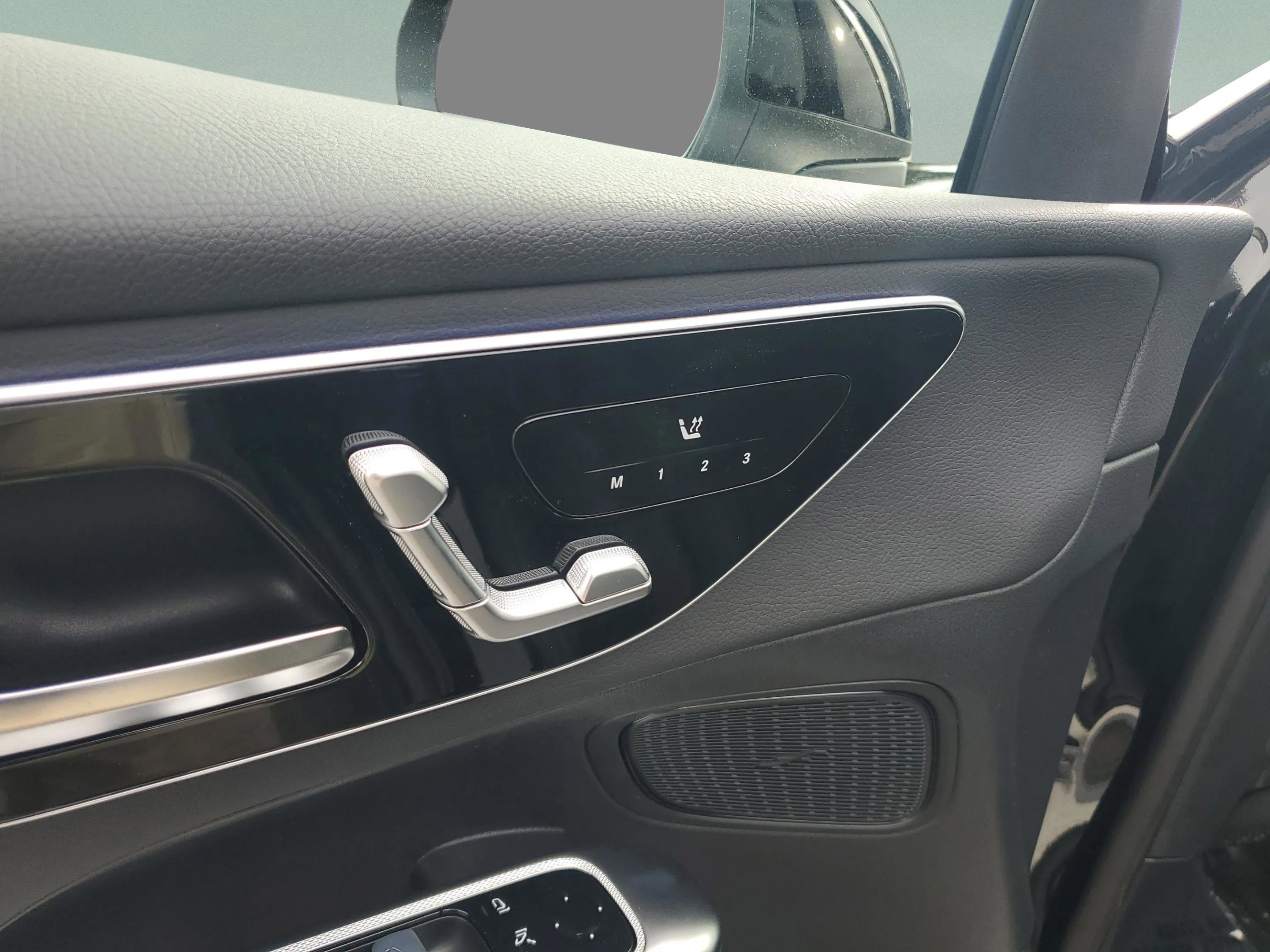 Certified 2026 Mercedes-Benz GLC 300 4MATIC image 14