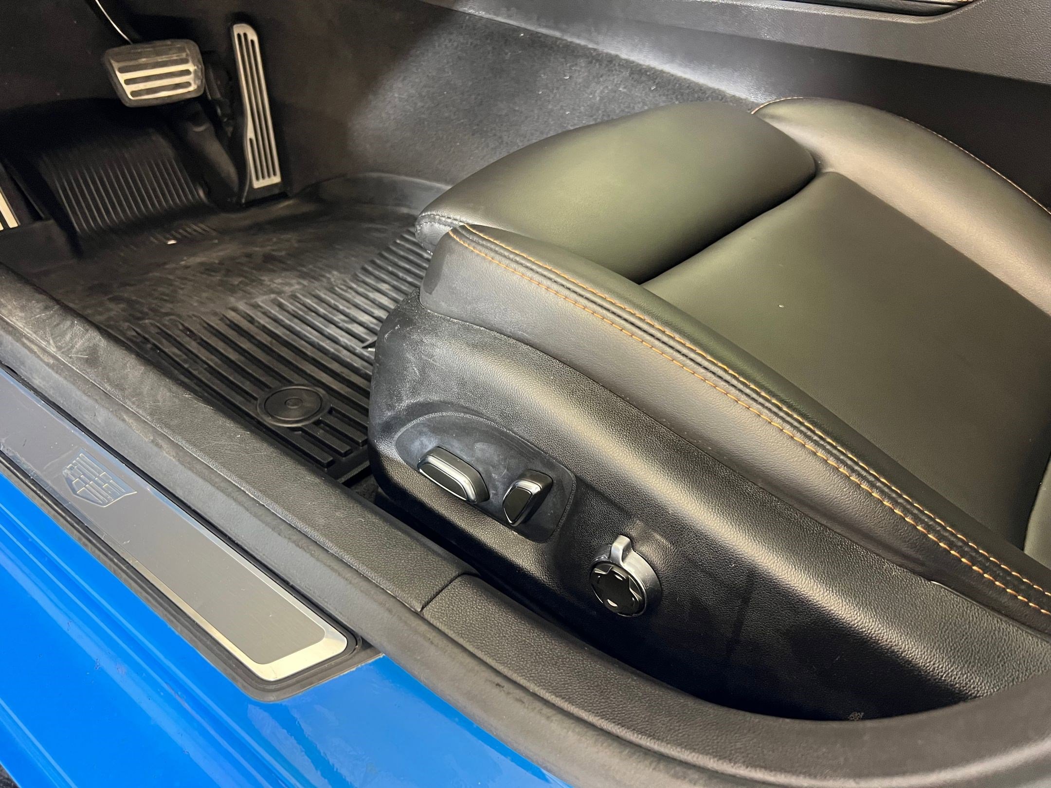 Used 2022 Cadillac CT5 V w/ Cold Weather Package image 11