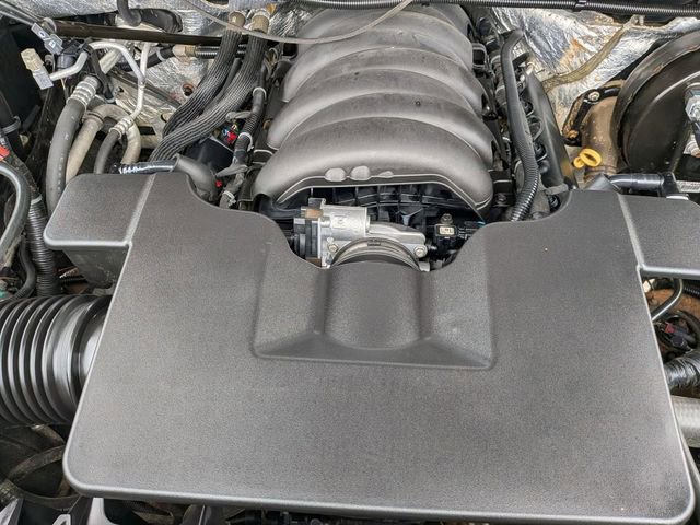 Used 2018 Chevrolet Silverado 1500 LT w/ All Star Edition AWD/4WD image 30