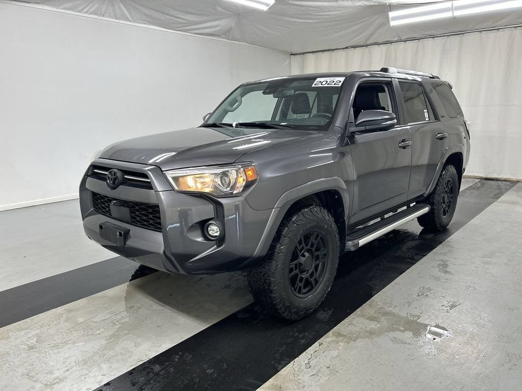 Used 2022 Toyota 4Runner SR5 Premium w/ Moonroof Package AWD/4WD image 5