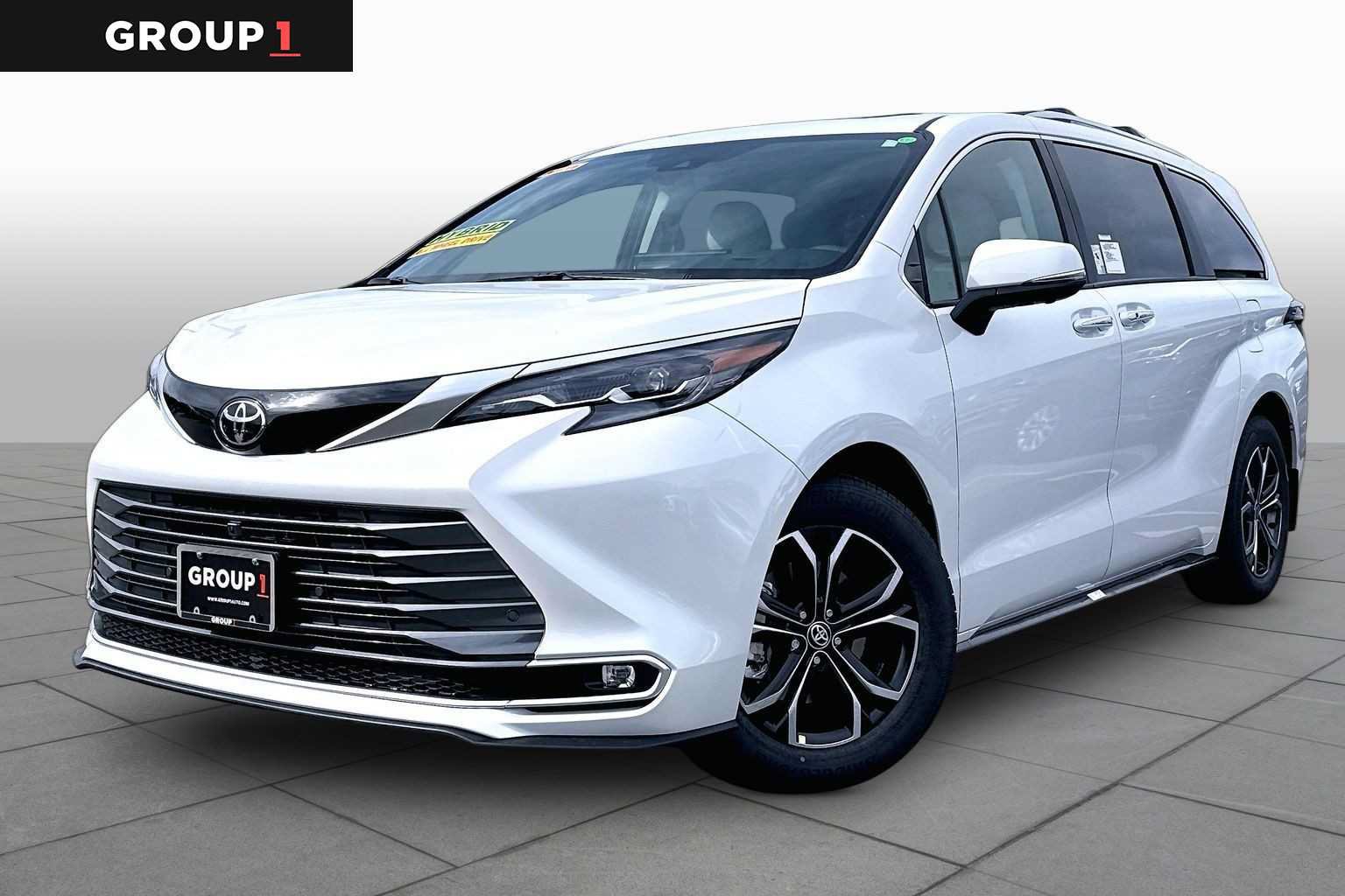 New 2026 Toyota Sienna Platinum AWD/4WD image 1