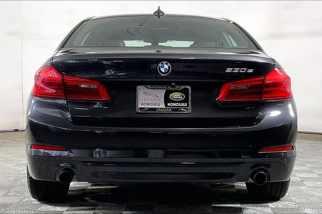 Used 2019 BMW 530e image 3