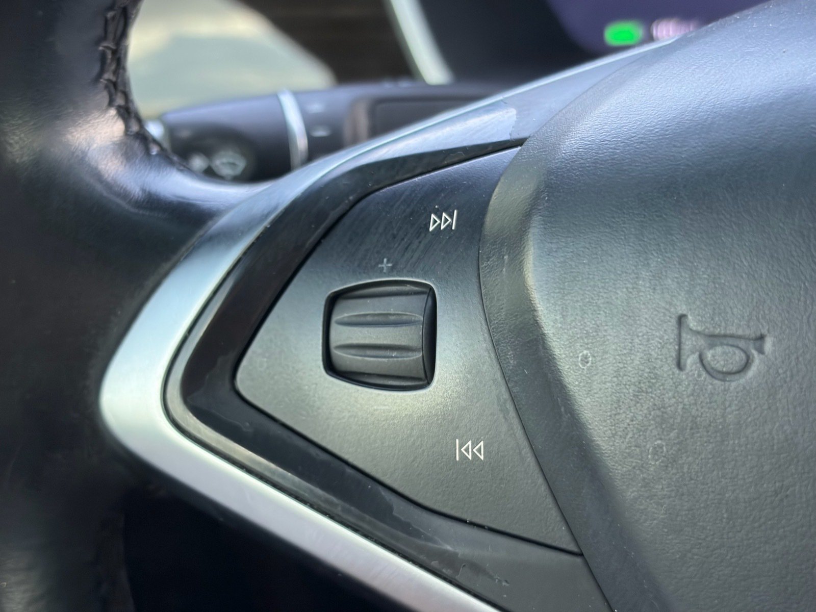 Used 2016 Tesla Model X 70D AWD/4WD image 18