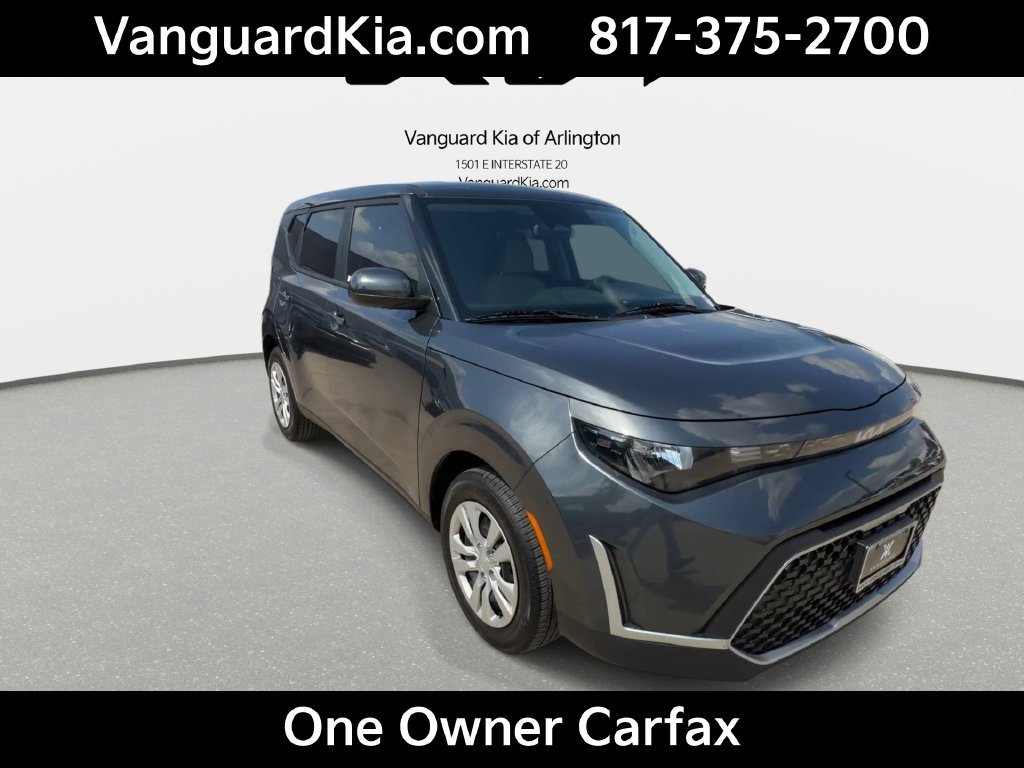 Certified 2025 Kia Soul LX FWD image 2