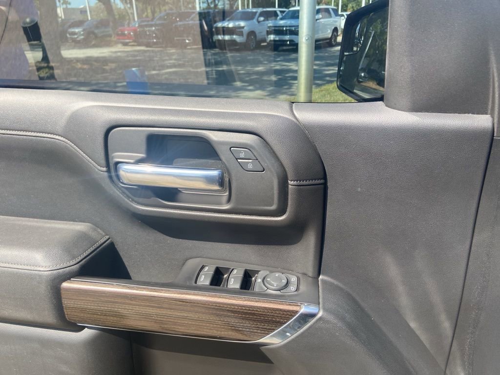 Used 2019 Chevrolet Silverado 1500 RST w/ All-Star Edition RWD image 5