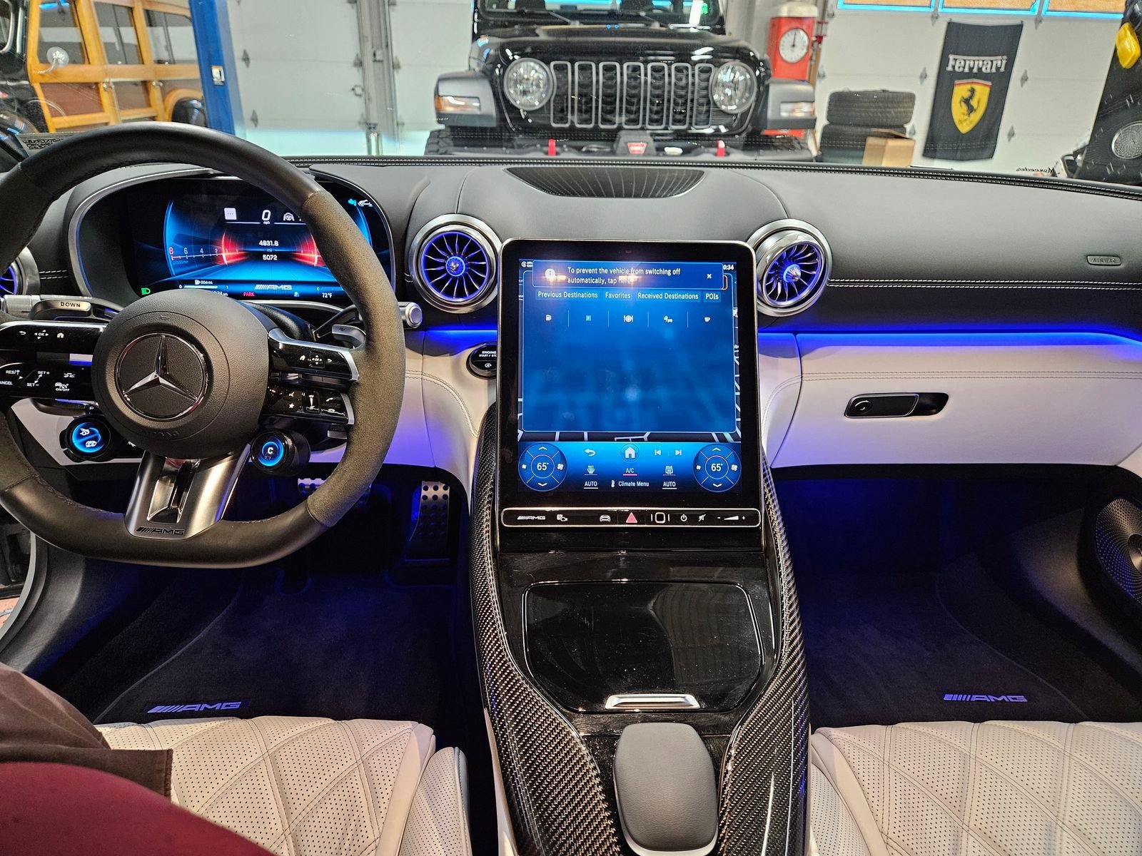 Used 2025 Mercedes-Benz AMG GT 63 image 22