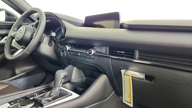 New 2026 MAZDA MAZDA3 Hatchback w/Premium Plus Pkg AWD/4WD image 32