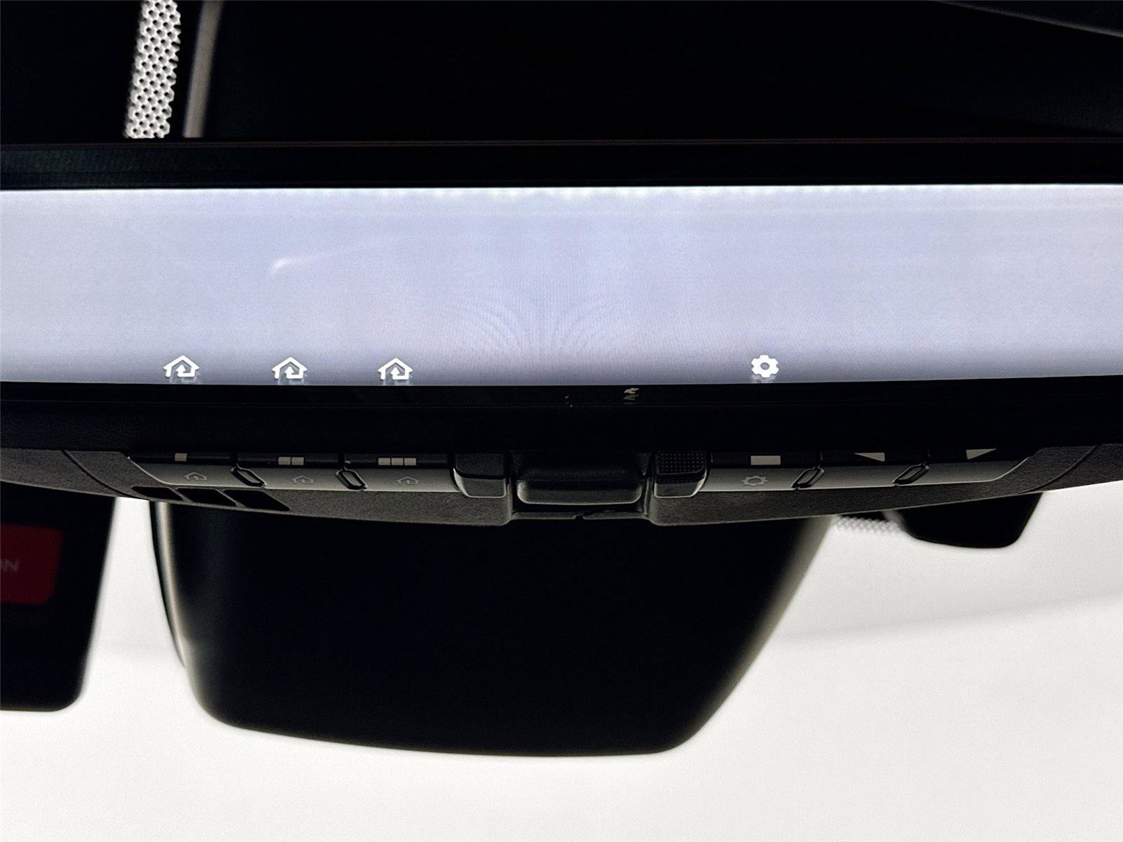 Used 2024 Toyota Highlander Platinum FWD image 24
