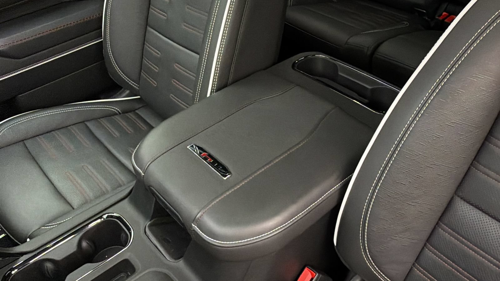 Used 2026 GMC Sierra 2500 AT4X AWD/4WD image 27