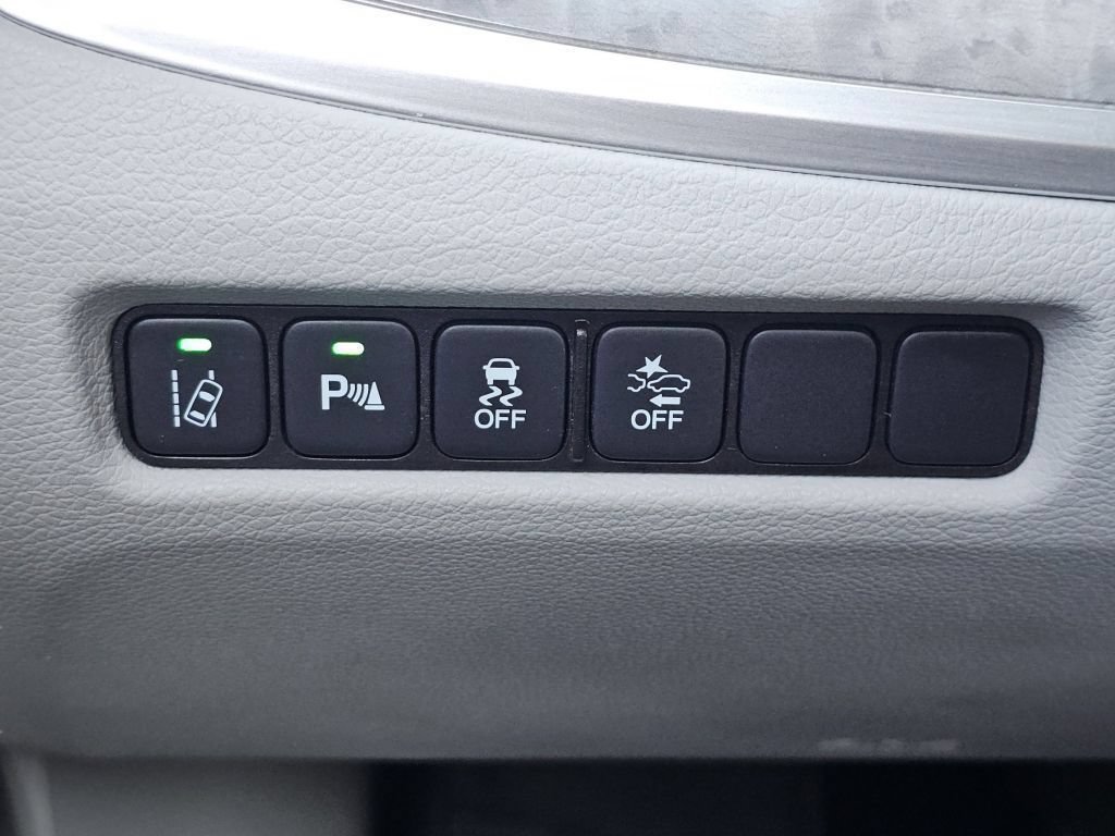 Used 2019 Acura RLX Sport Hybrid w/ Advance Pkg AWD/4WD image 11