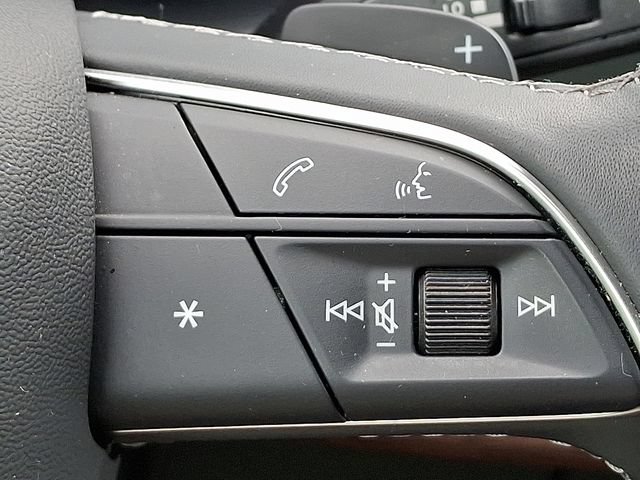 Used 2025 Audi Q8 Premium Plus AWD/4WD image 23